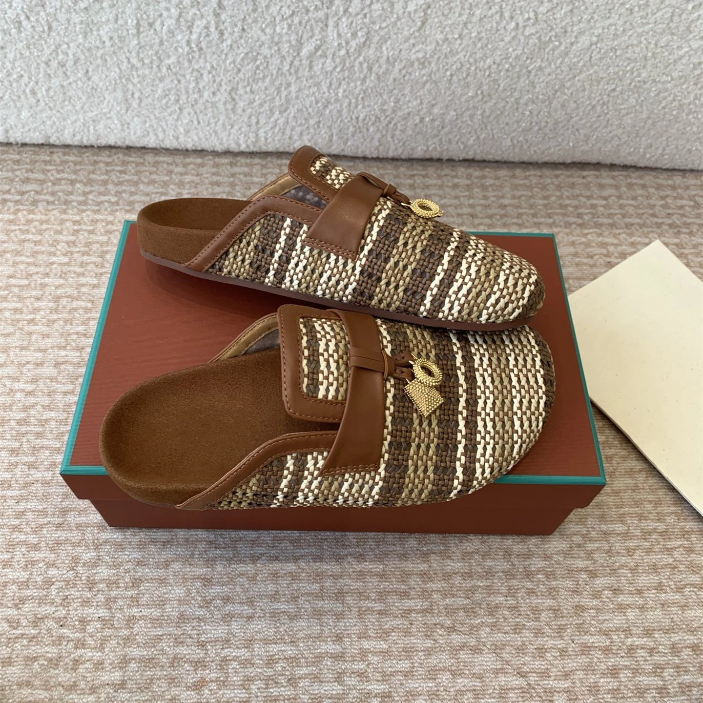 Spring Summer Women Slippers Fashion Weaving Genuine Leather Slippers Round Toe Mules Runway Outfit Slides Flats Shoes Woman 41