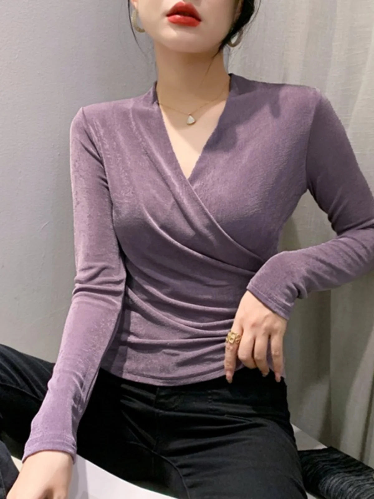 Autumn Spring Crossed V Neck Folds T Shirts Lady Long Sleeve High Stretch Tops Elegant Soft Tee Shirt  For Woman HF8705