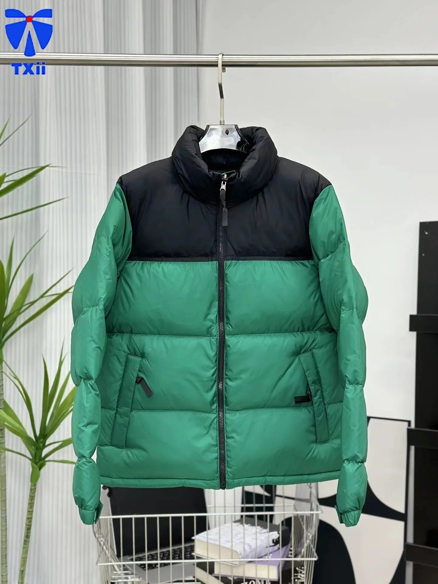 TXii New High Quality Face 1996  Down Jacket Winter Warmth And Windproof 700 Thick Color Matching  Goose Down Bread Jacket