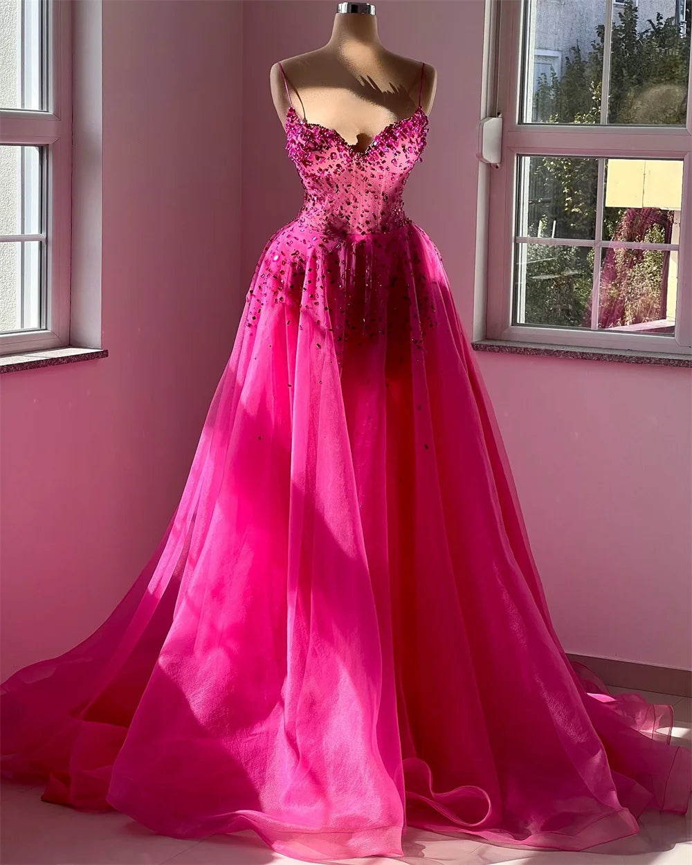 Sansa Customized Rose Pink Ball Gown Prom Dress Rhinestones Spaghetti Strap Vestidos De Noche Sweetheart Neck Formal Evening