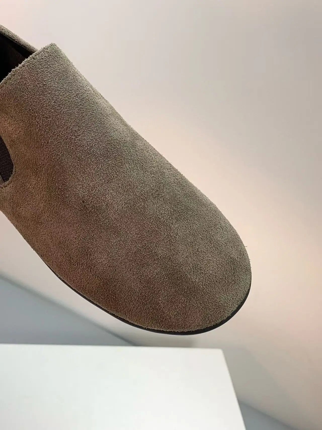 L2517  Slip-On Rubber Sole Loafers Old Money Casual Style Susde Genuine Leather Solid Shoes For Women 2025 New Spring