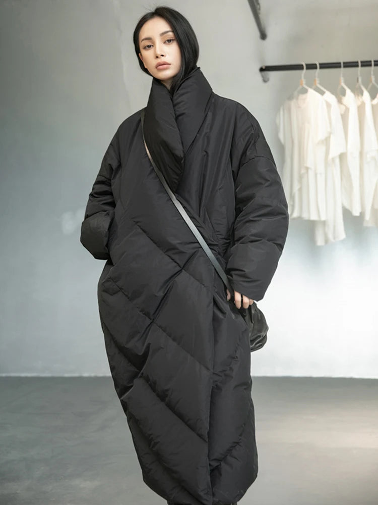 [EAM] Loose Fit Black Long Down Jacket New Stand Collar Long Sleeve Warm Women Parkas Fashion Tide Autumn Winter 2025 1DD1640