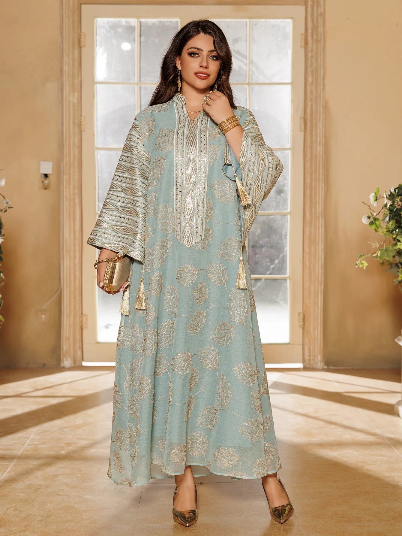 New Stylish Dubai Muslim Abaya Women Islamic Red Fabric with Intricate Gold Embroidery for Middle East UAE Saudi Arabia Qatar