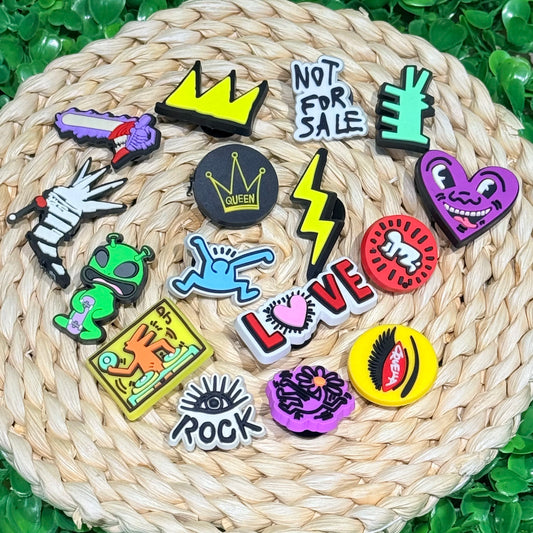 16Pcs Cartoon Graffiti Alien Crown High Heels Heart Lightning Rock Queen PVC Buckle Decorations Shoe Charms Fit Birthday Gift