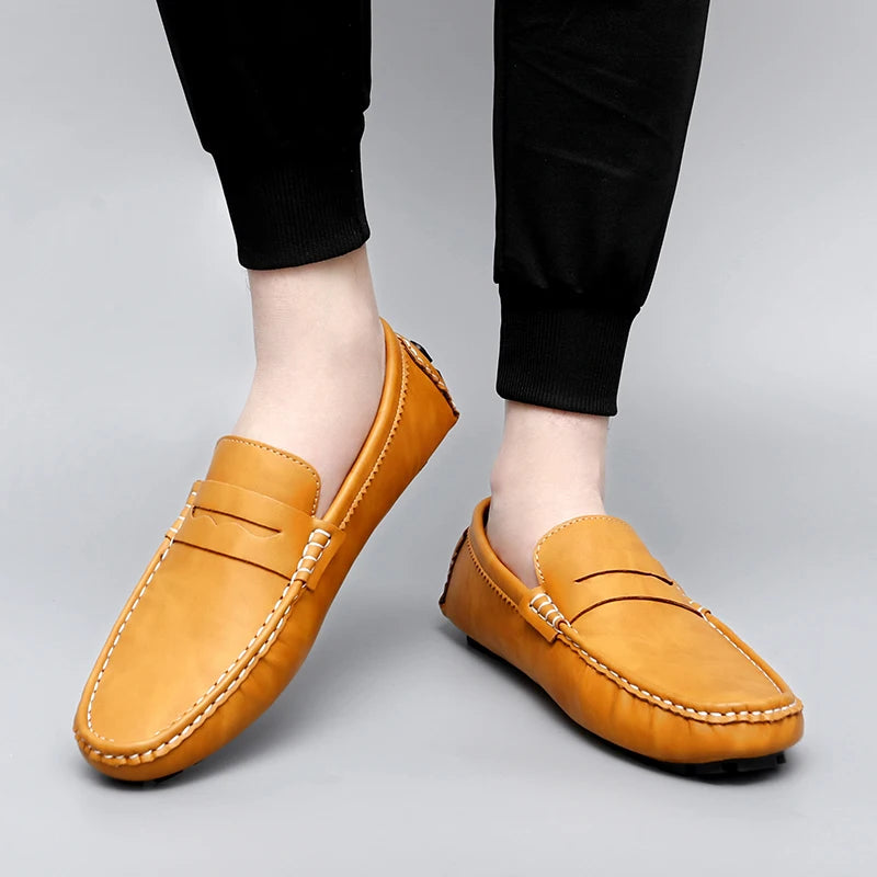 2024 New Arrival Driving Casual Shoes Luxury Men Loafers Soft Moccasins Autumn Winter Shoes Man High Quality Mens Business Shoes