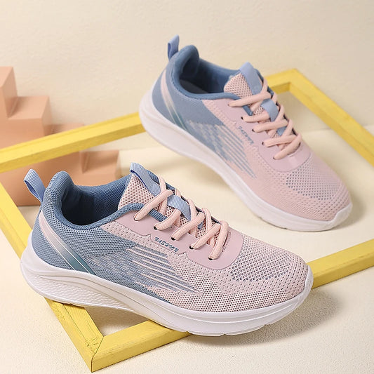 Summer Women Shoes Fashion Casual Soft Sole Lightweight Running Shoes Flyknit Mesh Breathable Sports Shoes Large