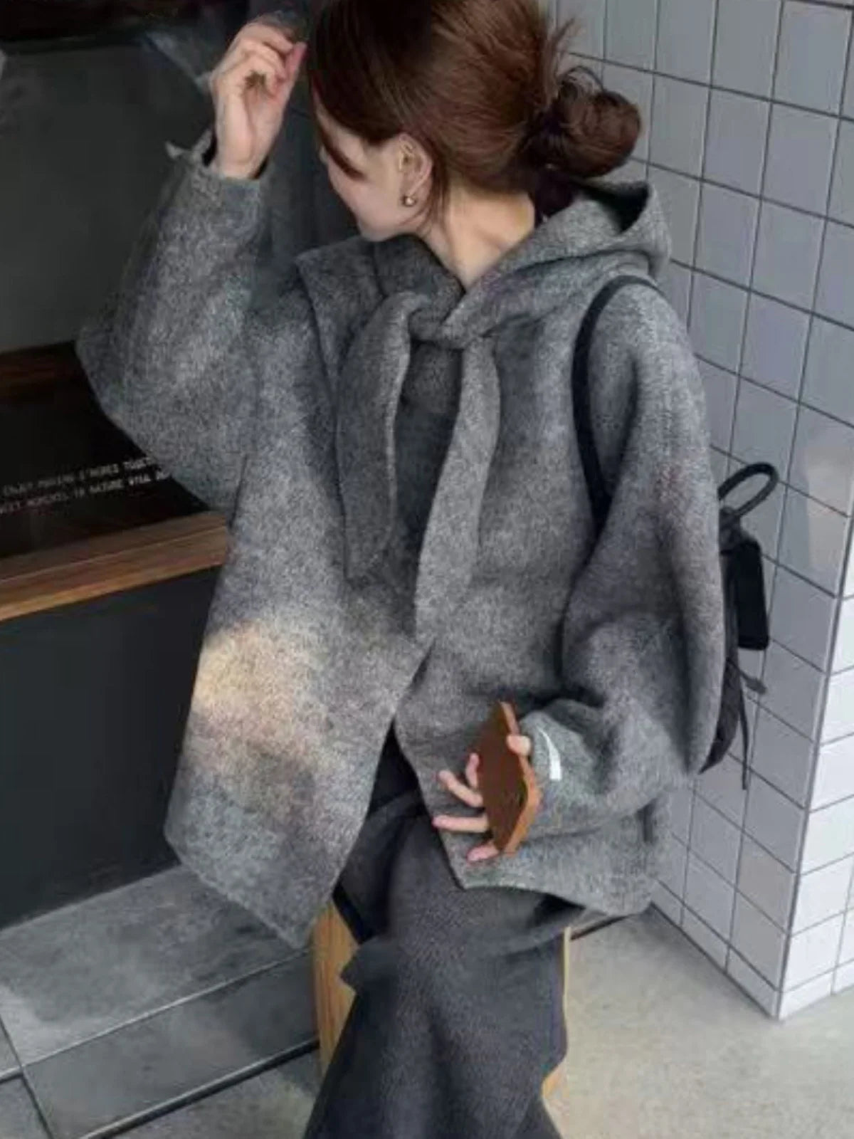 Korean Sle Woolen Coat Women's Chic Temperament Sweet Bow Tie Collar Hooded Warm Woolen Coat Long Sve Mid-Length