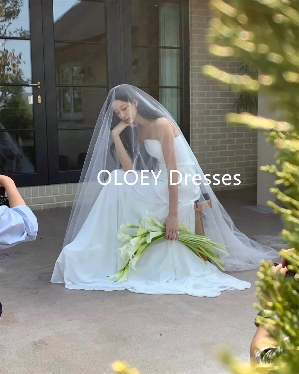 OLOEY Simple Strapless Wedding Dresses Korea Photoshoot Asymmertical Floor Length Bridal Gowns Customized Sleeveless Robe de mar