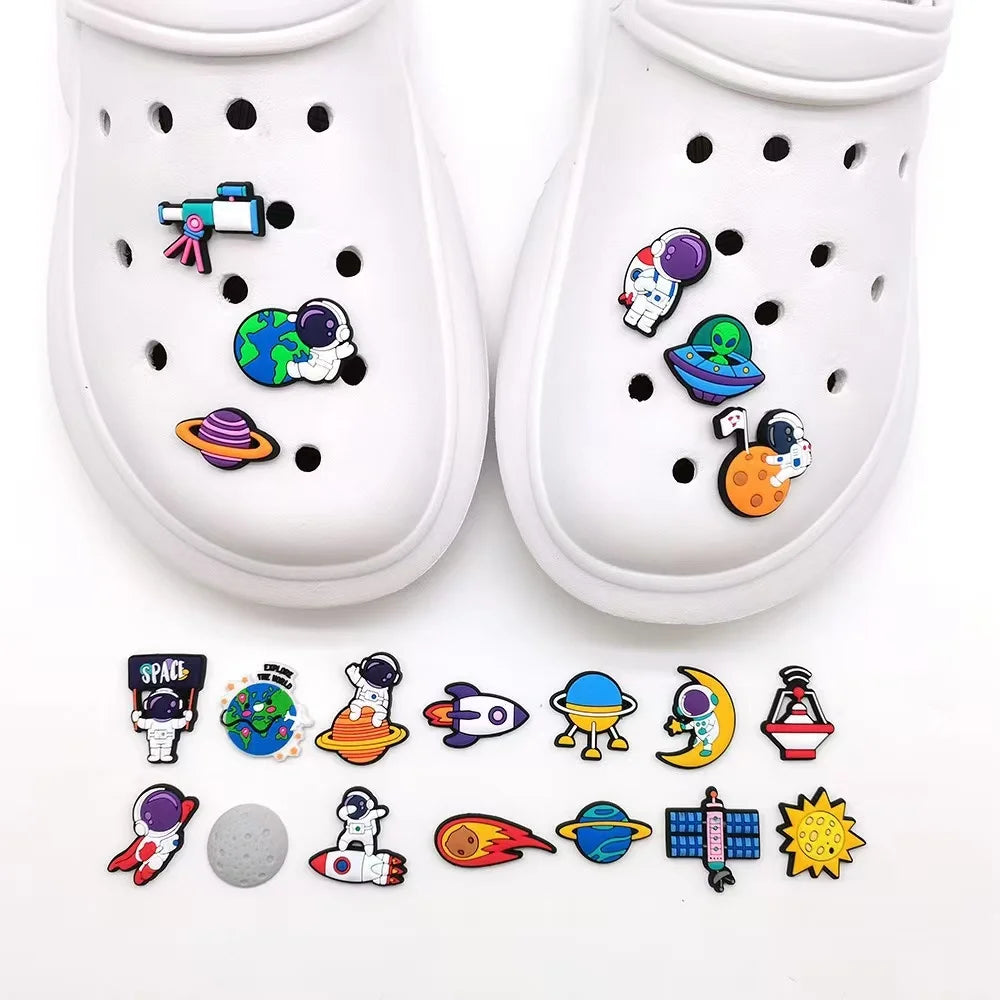 20pc Shoe Charms Astronaut Outer Space Badge Sandals Decoration Charms Kids Clogs Accessories Boy Pins X-mas Gifts