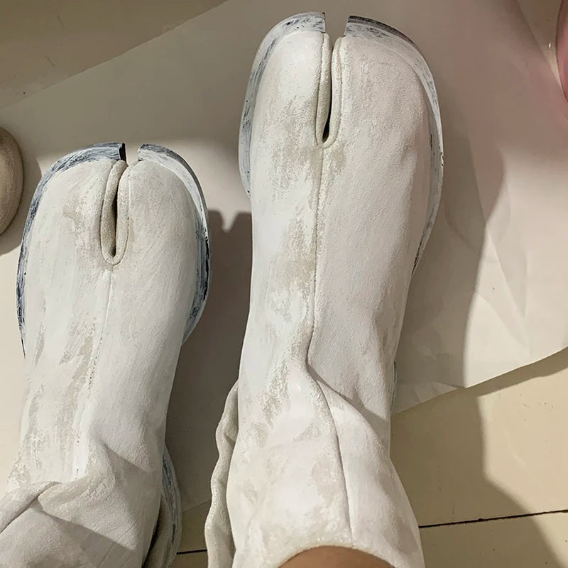 New Real Leather Split Toe Boots Women Ninja Tabi Boots For Women Fashion Winter Shoes Women Ankle Boots Cow Leather Botas Mujer