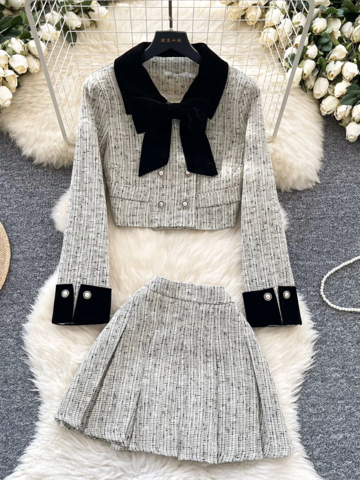 High Waist Midi Skirt And Coat Set for Women in Tweed Material with Long Sves And Bow Design Vintage And Faionable