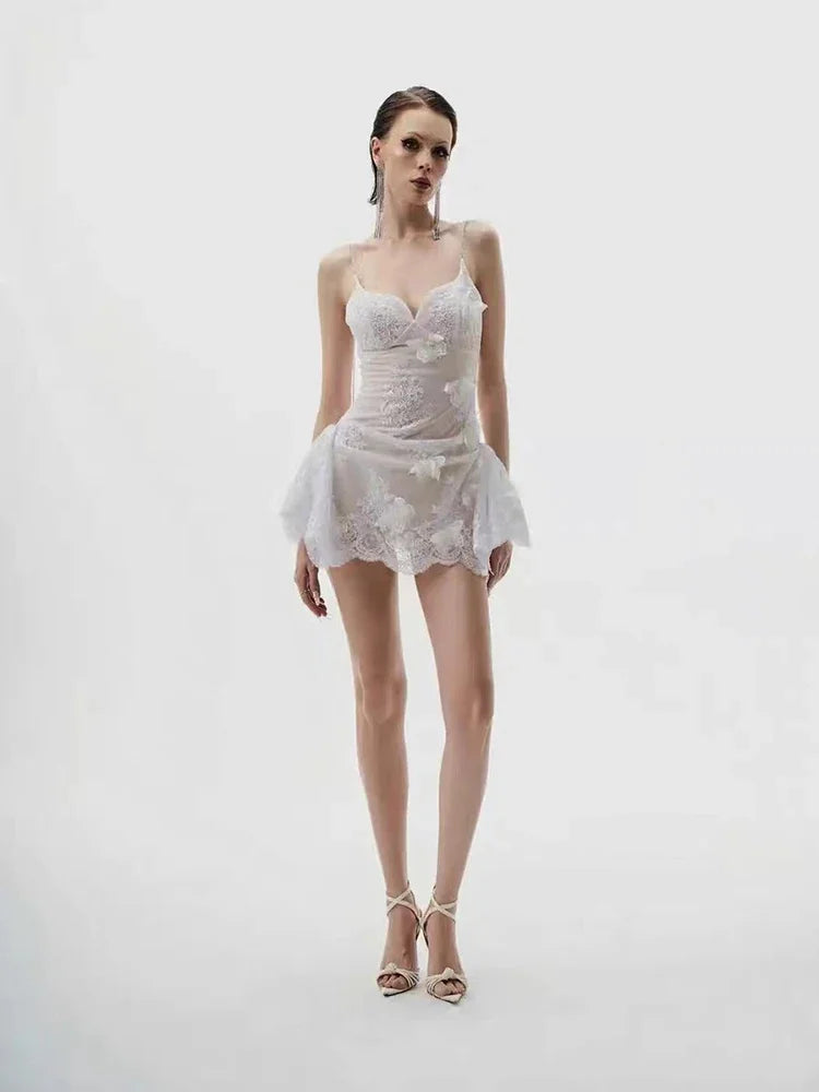 Sexy Chian Spaghetti Straps Lace Patchwork Mini Dress Women White Sleeveless Butterfly Design Dresses Evening Party Cocktail