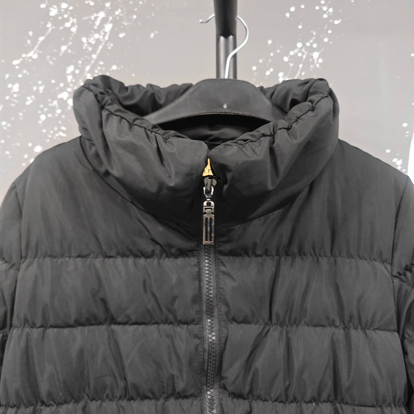 LANMREM Fashion Pleated Design Down Coat For Women Stand Collar Long Sleeves Slim A-line Black Clothing 2025 Winter New 2VV229