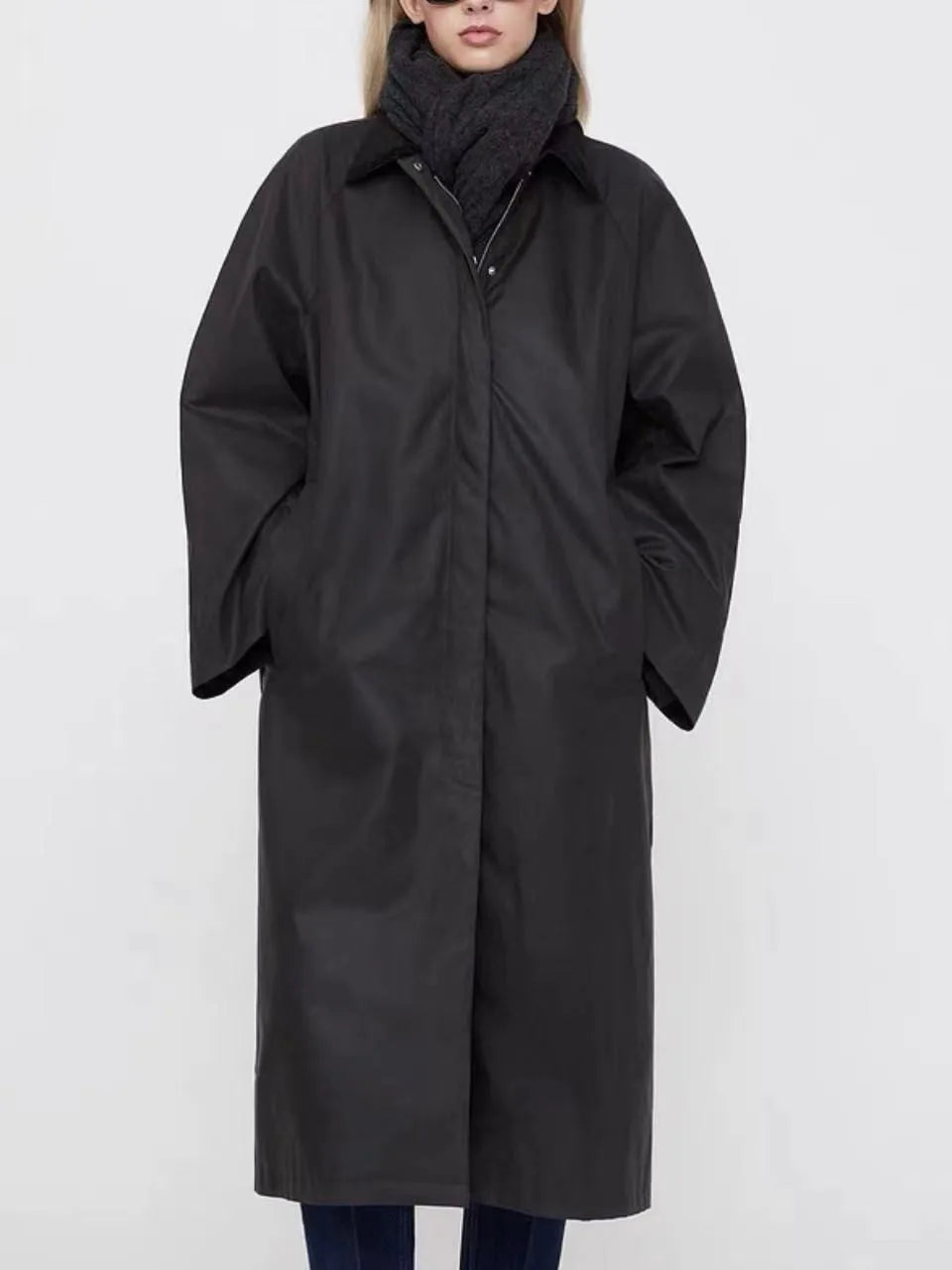 Women's Turn-Down Collar Long Coat Fashion Long-Sleeved Female Straight Back Slit Zipper Warm Jacket Top